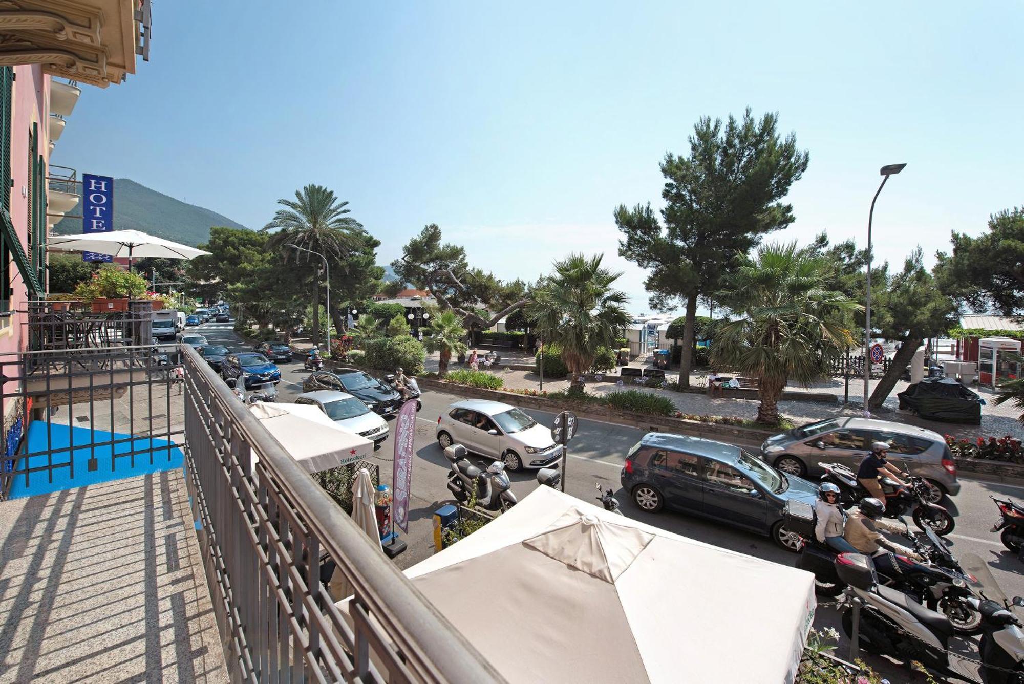 La Finestra Sul Mare Daire Arenzano Dış mekan fotoğraf